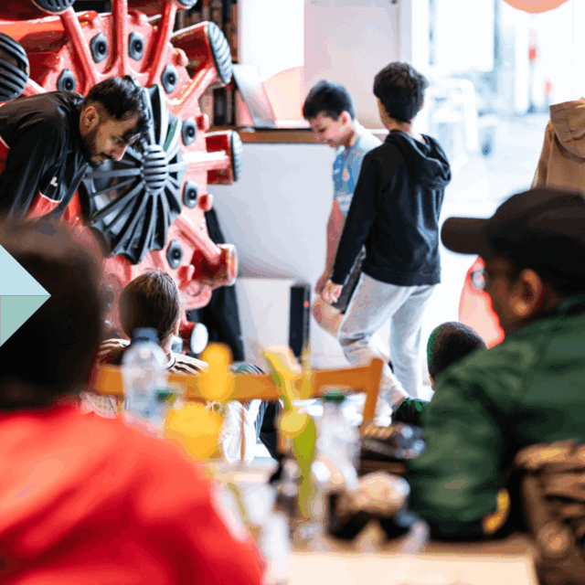 Krokuskabaal Festival: Feestelijke opening met taart